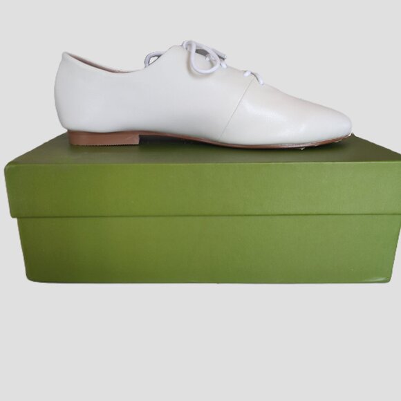 Japanese Style Women's White Leather Flat Shoes - Size 39 (7.5-8) - Picture 8 of 12